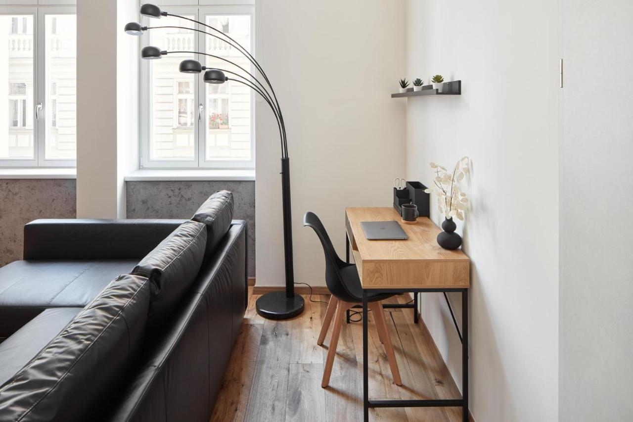 Apartmán Days - Stylish - Workspace *
