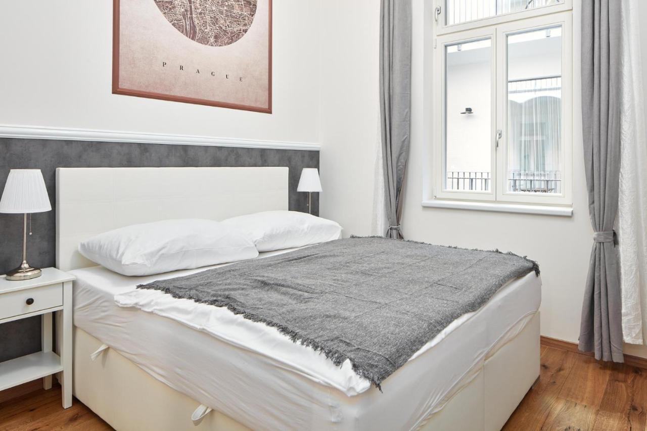 Days - Stylish - Workspace Apartmán *